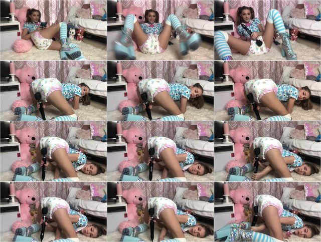 ryderrhiannon-playing-in-diapee-for-daddy Preview