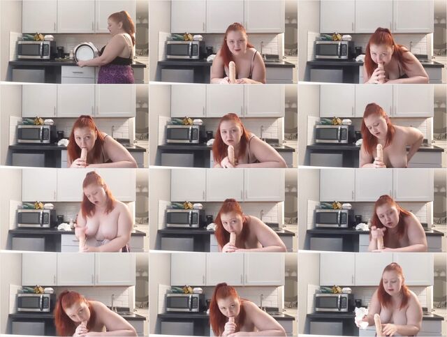 sophiasinclair-mommys-late-night-snack Preview