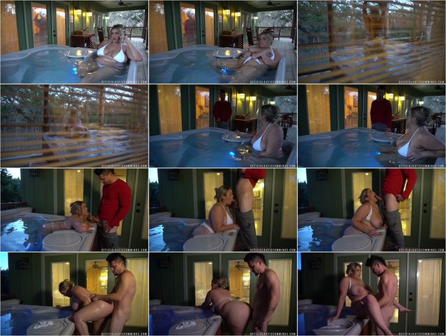 katie-cummings-hot-tub-sis Preview